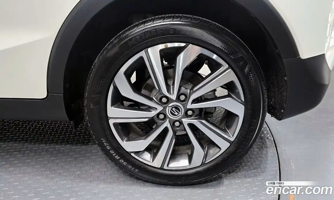 SsangYong TIBOLI 2021 1.5 гидро в Москве № 2126064, фото 6