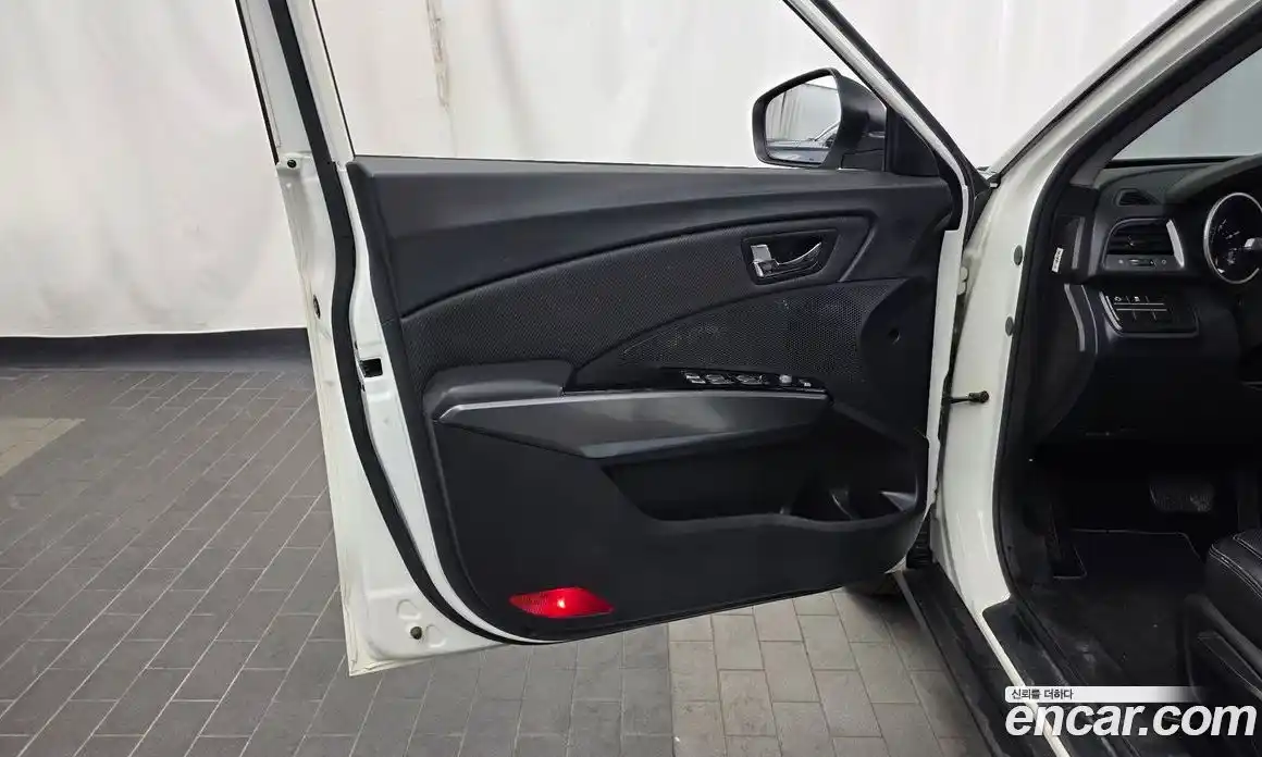 SsangYong TIBOLI 2018 1.6 гидро в Москве № 2126278, фото 14