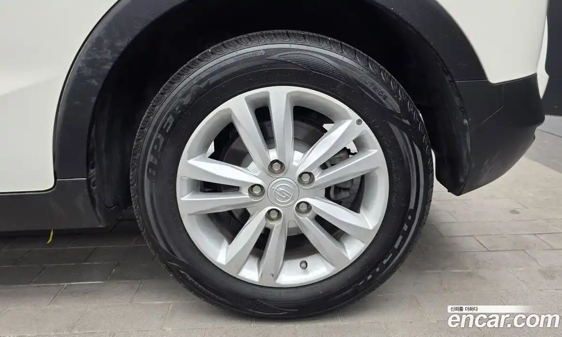 SsangYong TIBOLI 2018 1.6 гидро в Москве № 2126278, фото 7