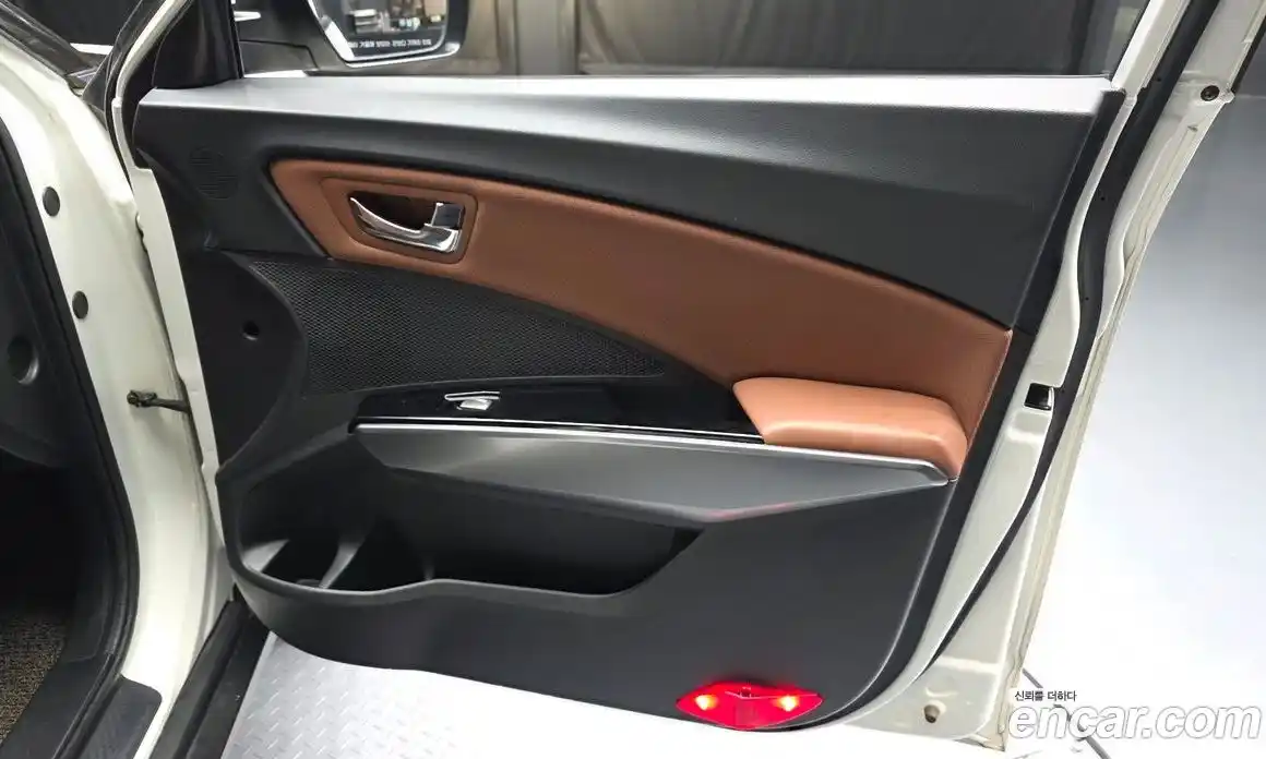 SsangYong TIBOLI 2019 1.6 гидро в Москве № 2126400, фото 14