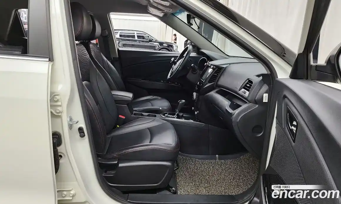SsangYong TIBOLI 2018 1.6 гидро в Москве № 2126534, фото 17