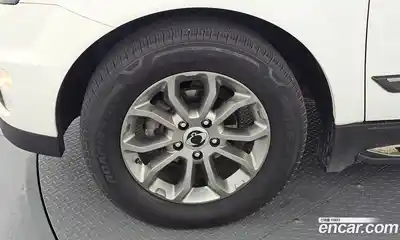 SsangYong Korando 2015 2.0 гидро в Москве № 2126662, миниатюра 5
