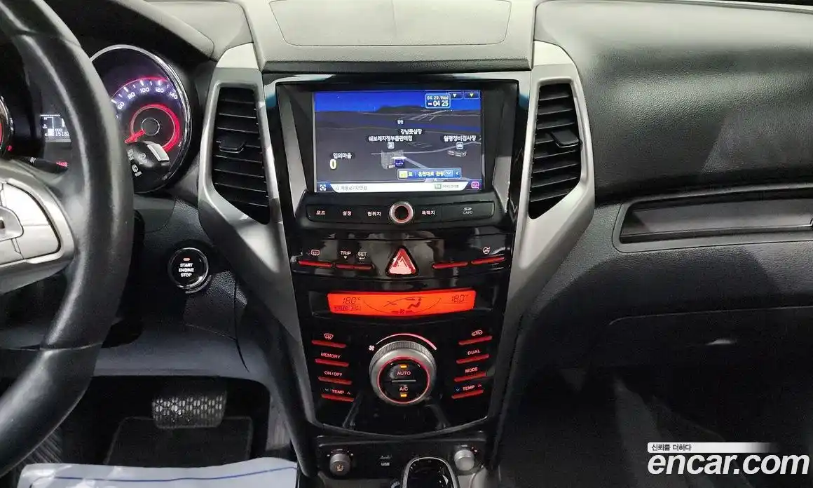SsangYong TIBOLI 2016 1.6 гидро в Москве № 2126749, фото 15