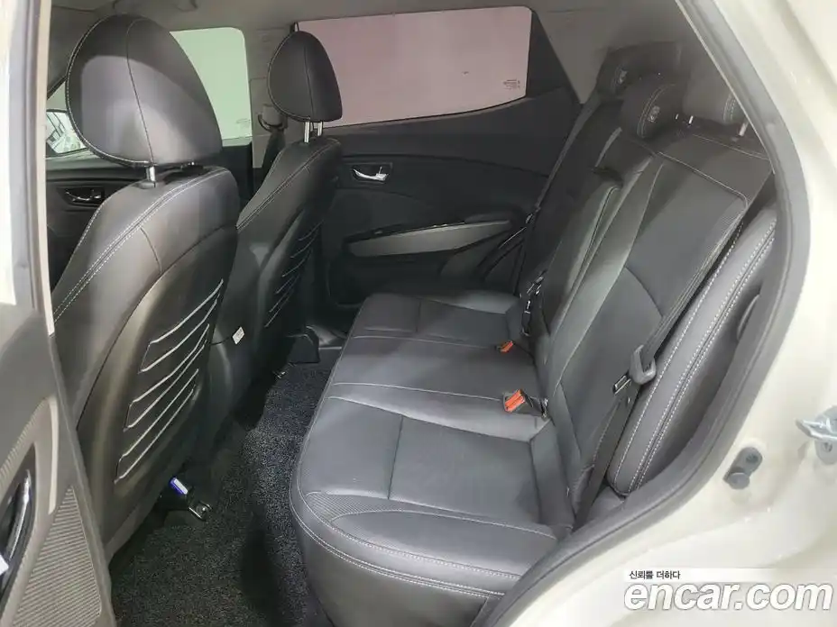 SsangYong TIBOLI 2017 1.6 гидро в Москве № 2127068, фото 11