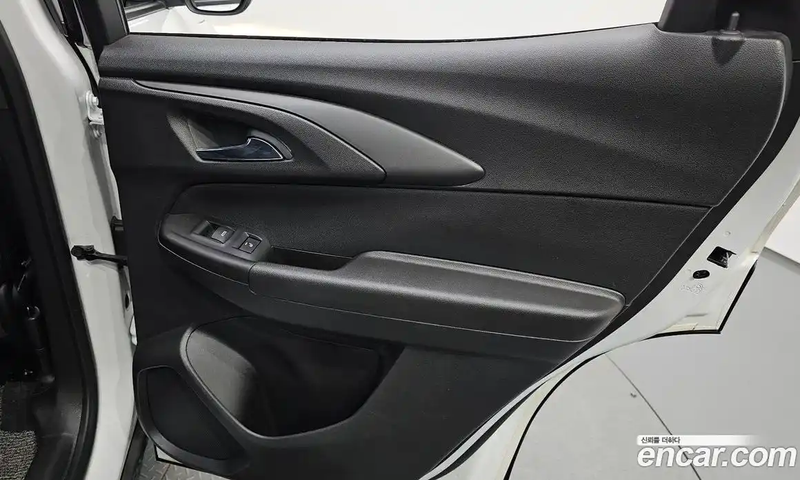 Chevrolet TrailBlazer 2020 1.3 гидро в Москве, фото 14
