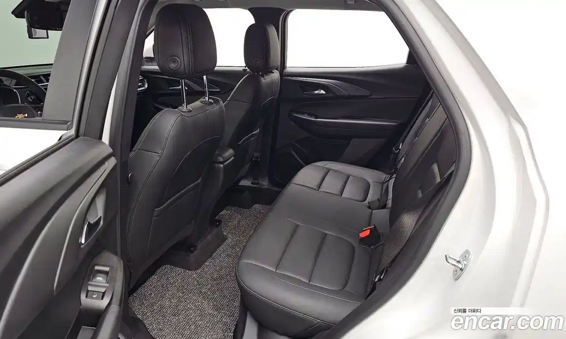 Chevrolet TrailBlazer 2020 1.3 гидро в Москве, фото 15
