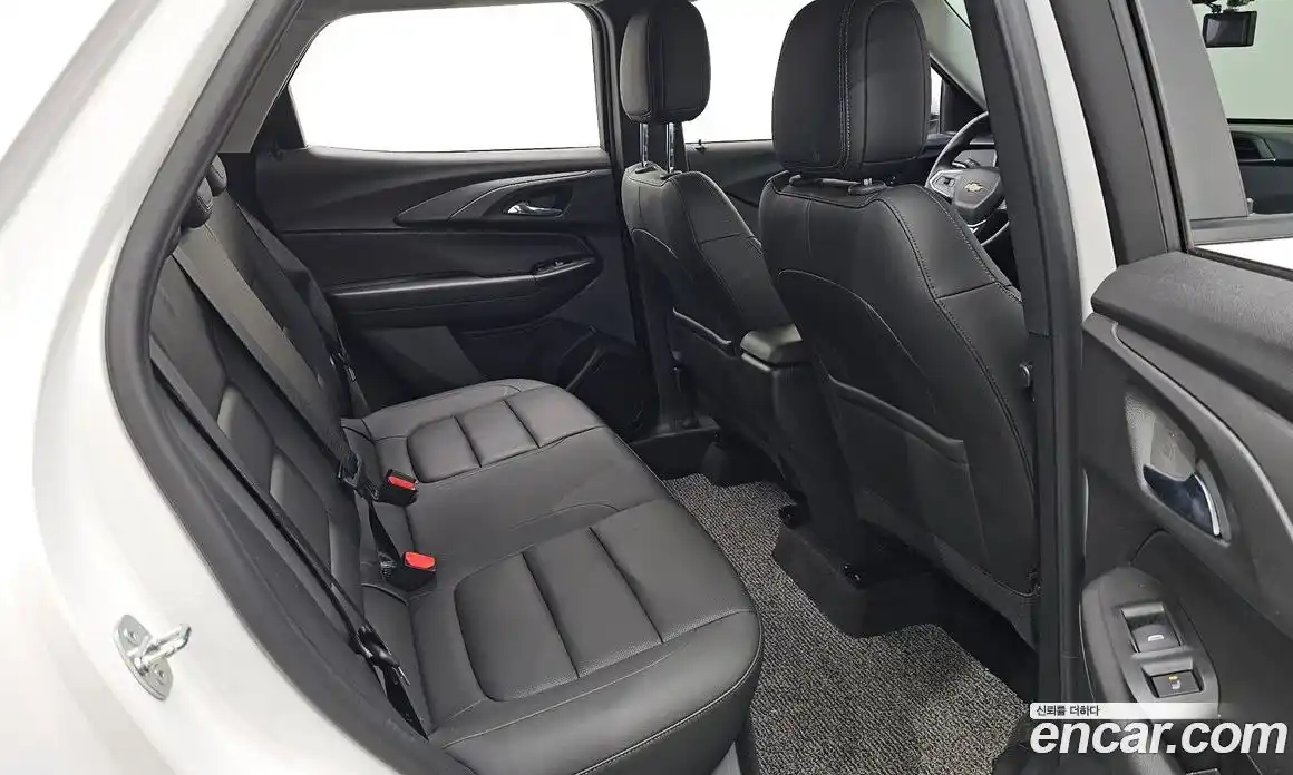 Chevrolet TrailBlazer 2020 1.3 гидро в Москве, фото 17