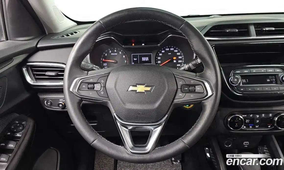 Chevrolet TrailBlazer 2020 1.3 гидро в Москве, фото 18