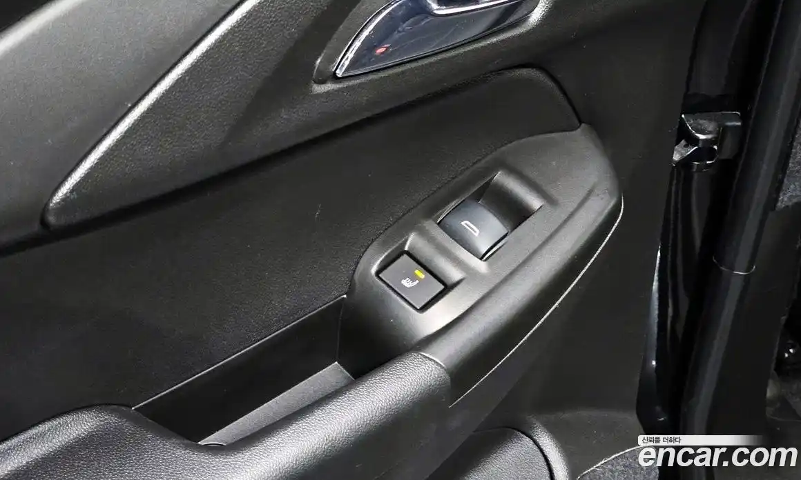 Chevrolet TrailBlazer 2022 1.3 гидро в Москве, фото 18