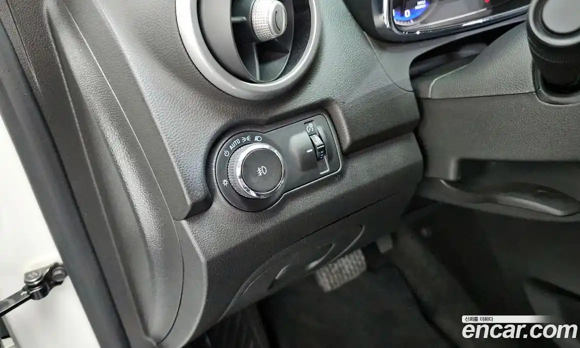 Chevrolet Trax 2014 1.4 гидро в Москве № 2127421, фото 27