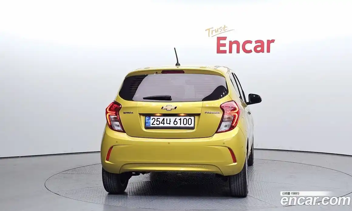 Chevrolet Spark 2021 1.0 гидро в Москве, фото 4