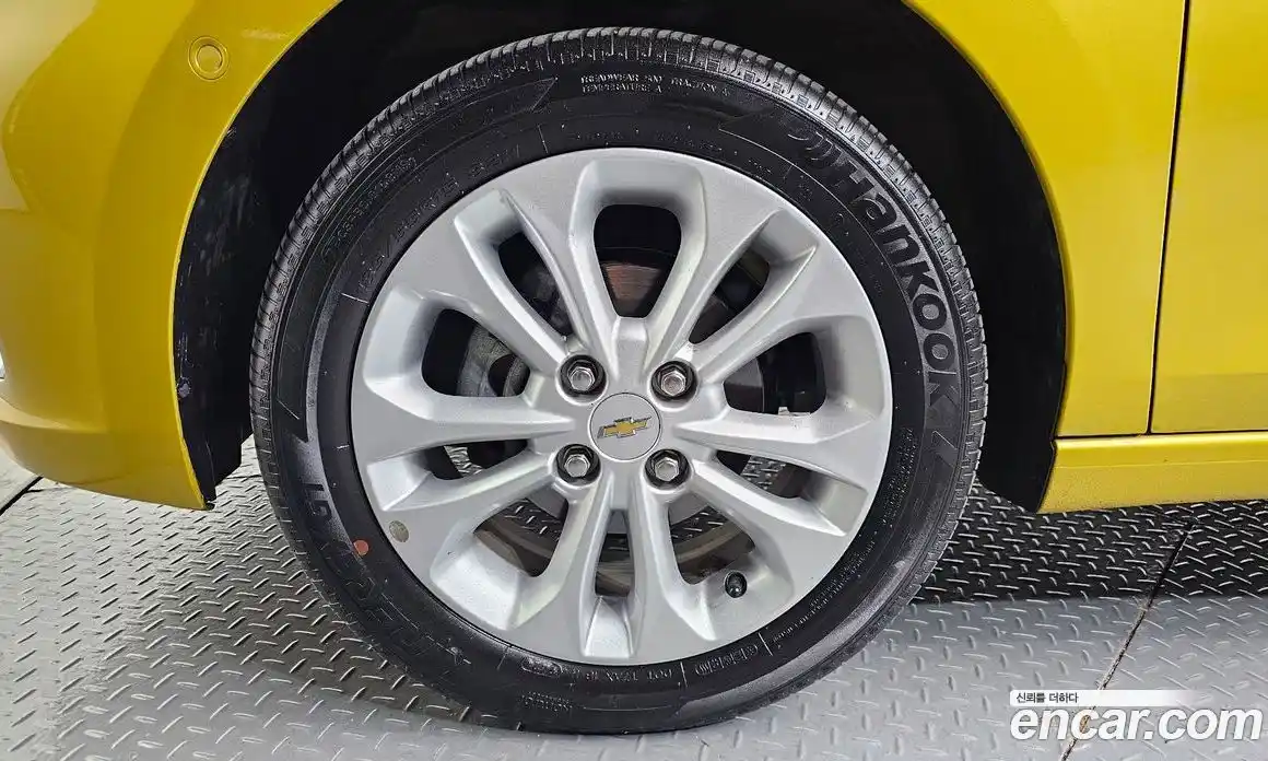 Chevrolet Spark 2021 1.0 гидро в Москве, фото 5