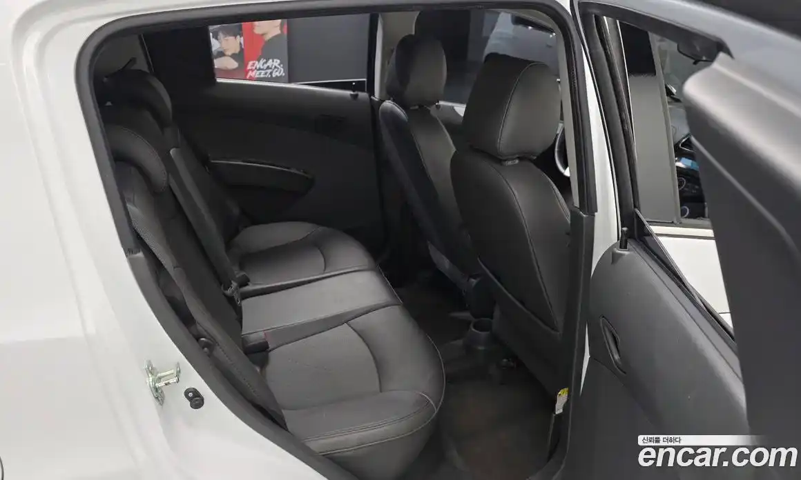Chevrolet Spark 2014 1.0 гидро в Москве, фото 11