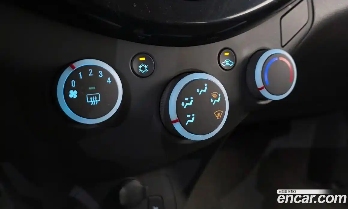 Chevrolet Spark 2014 1.0 гидро в Москве, фото 14