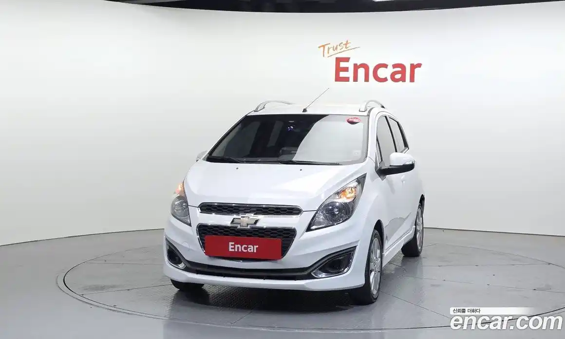 Chevrolet Spark 2014 1.0 гидро в Москве, фото 3
