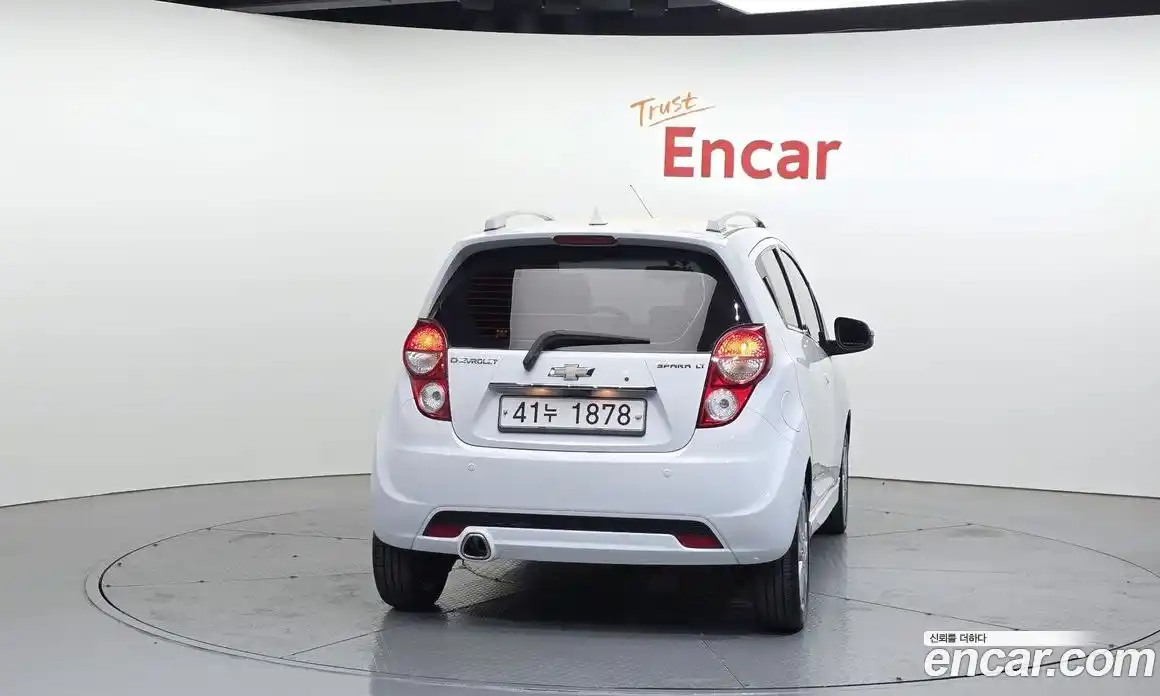 Chevrolet Spark 2014 1.0 гидро в Москве, фото 4