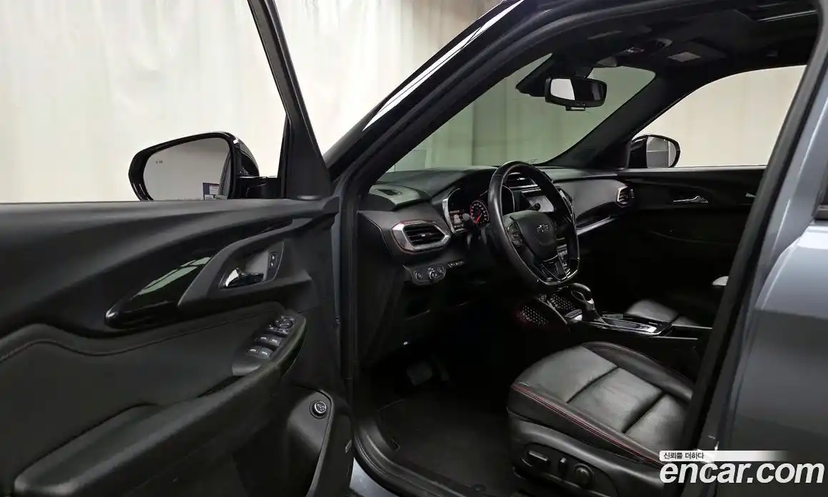 Chevrolet TrailBlazer 2020 1.3 гидро в Москве, фото 13