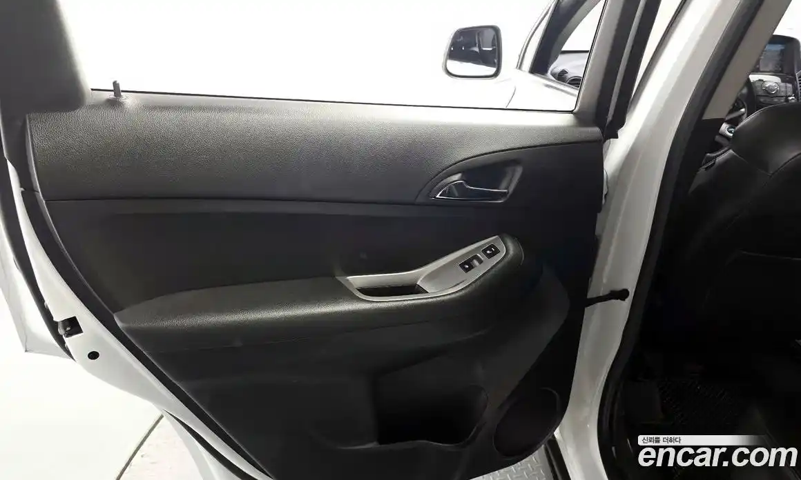 Chevrolet Orlando 2014 2.0 гидро в Москве № 2128048, фото 15