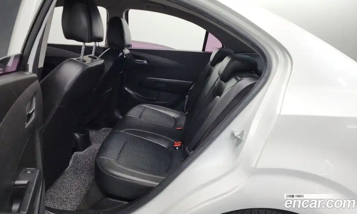 Chevrolet Aveo 2015 1.4 гидро в Москве, фото 18