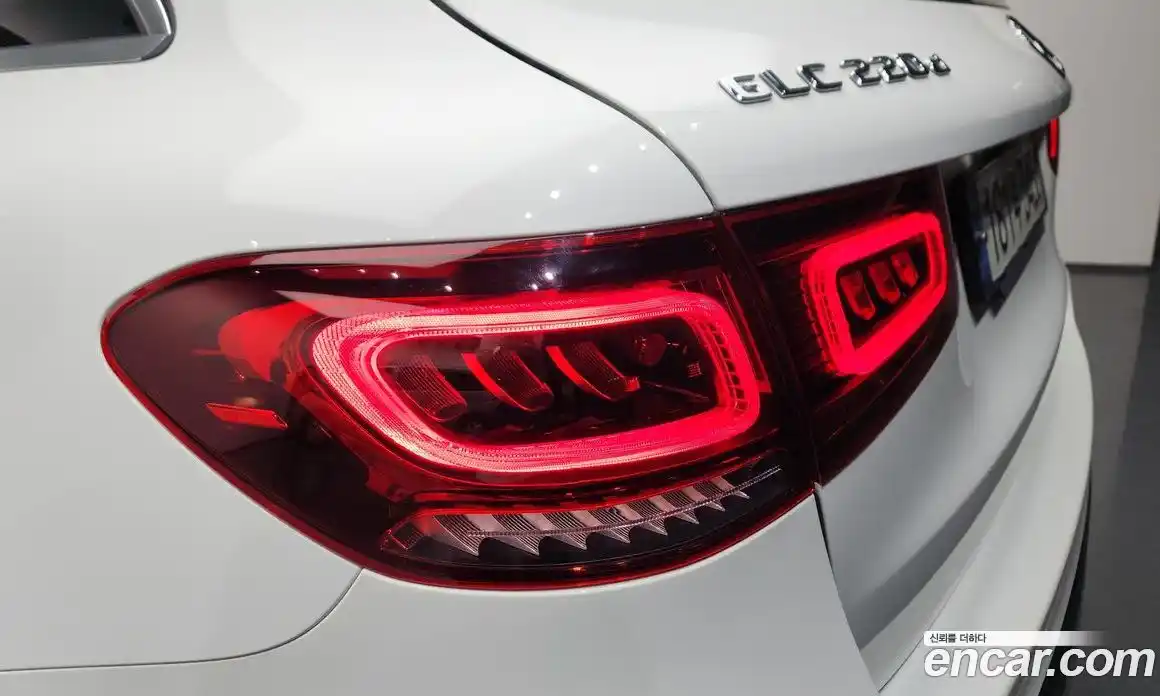Mercedes-Benz GLC-Class 2021 1.9 гидро в Москве № 2128406, фото 9