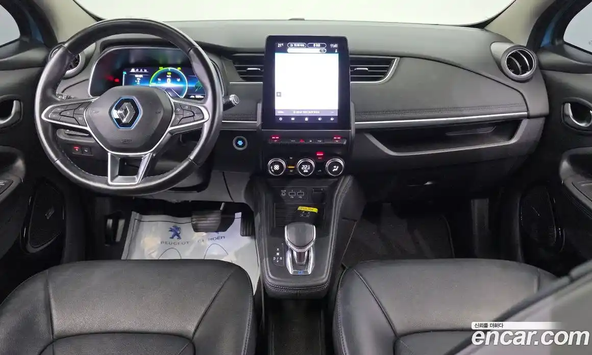 Renault Zoe 2020 0.2 гидро в Москве, фото 27