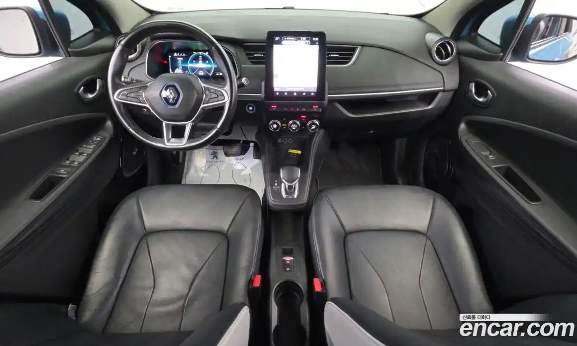 Renault Zoe 2020 0.2 гидро в Москве, фото 10