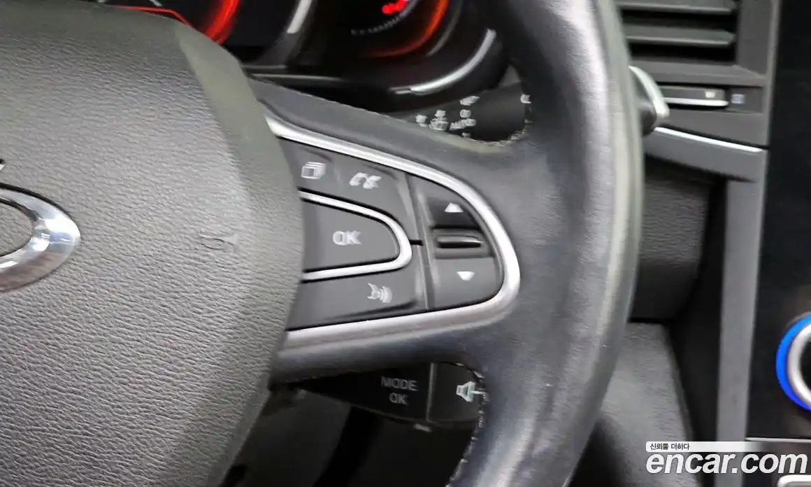 Renault QM6 2016 2.0 гидро в Москве № 2129088, фото 26