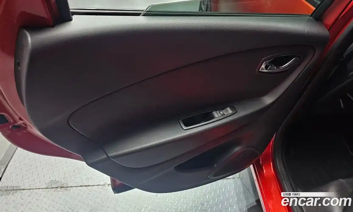 Renault QM3 2016 1.5 гидро в Москве № 2129143, фото 15
