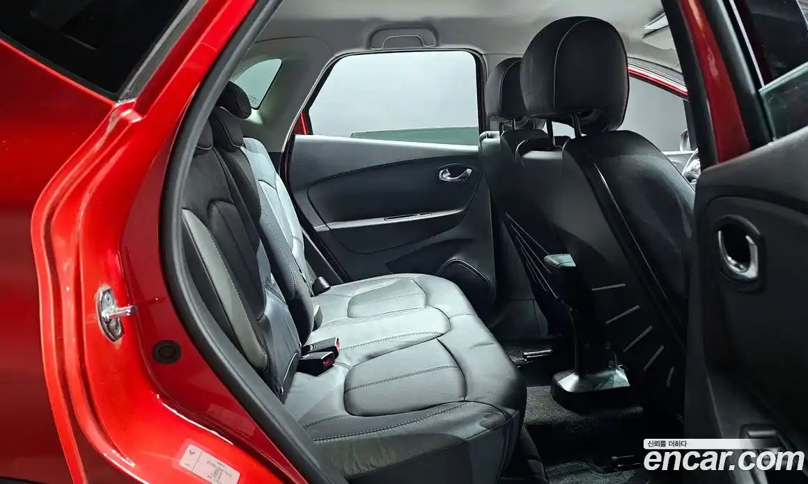 Renault QM3 2016 1.5 гидро в Москве № 2129143, фото 17