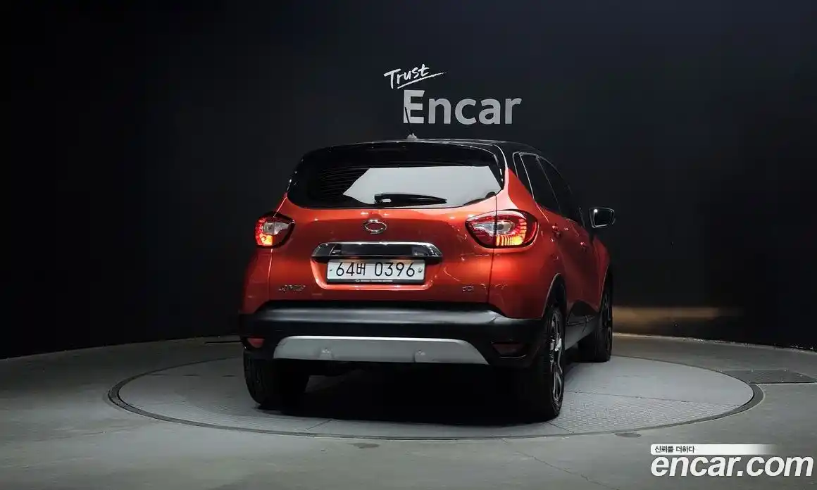 Renault QM3 2016 1.5 гидро в Москве № 2129143, фото 4