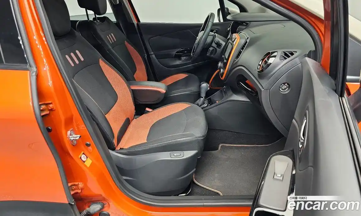 Renault QM3 2014 1.5 гидро в Москве № 2129439, фото 12