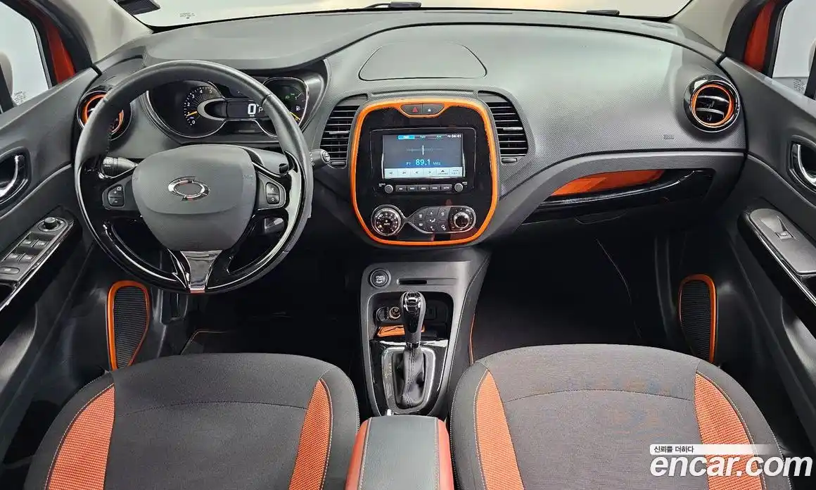 Renault QM3 2014 1.5 гидро в Москве № 2129439, фото 7