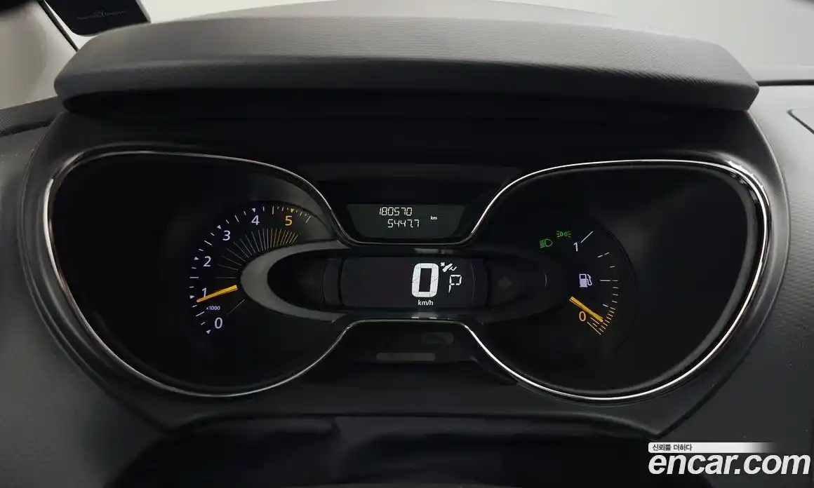 Renault QM3 2014 1.5 гидро в Москве № 2129439, фото 8