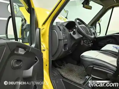 Renault Master 2019 2.3 механика в Москве, миниатюра 11