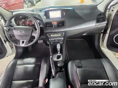 Renault SM3 2010 1.6 гидро в Москве № 2129712, миниатюра 7