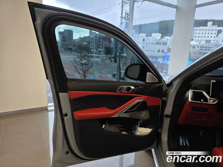 BMW X6M 2025 4.4 гидро в Москве, фото 10