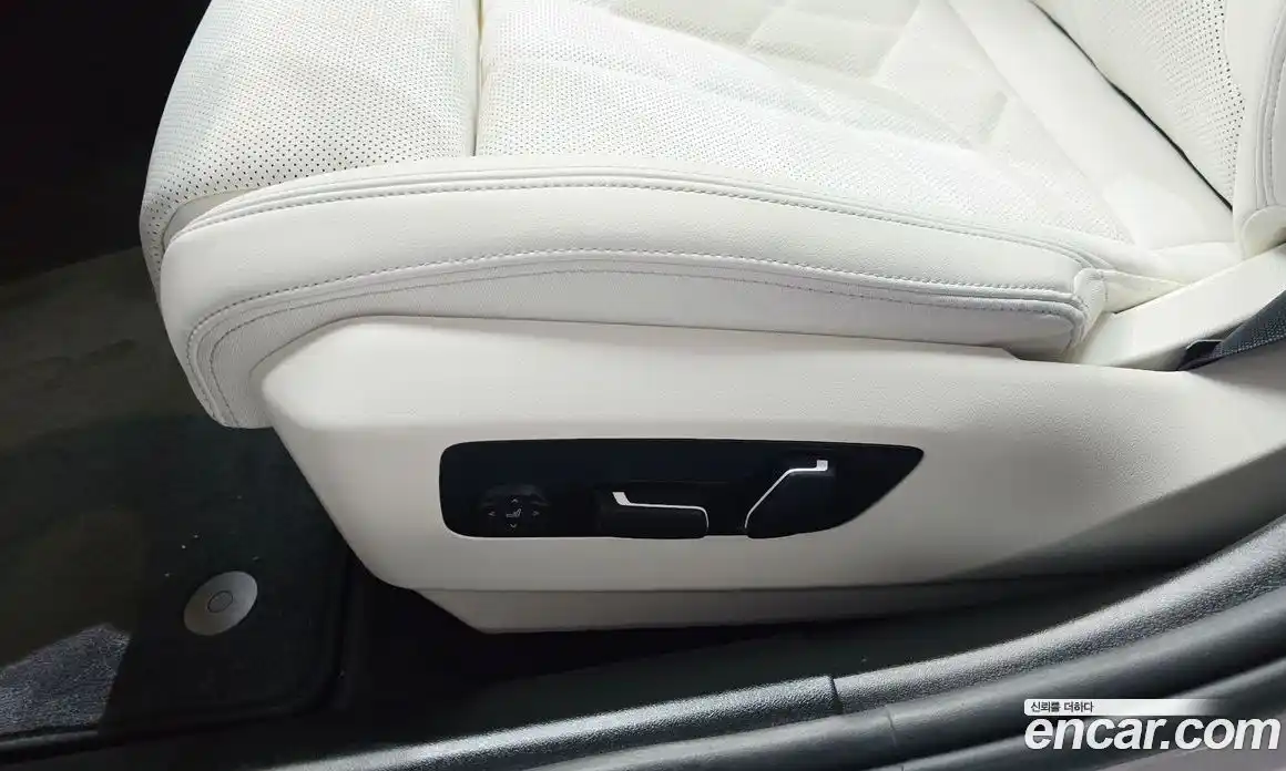 BMW 5-Series 2025 2.0 гидро в Москве, фото 27