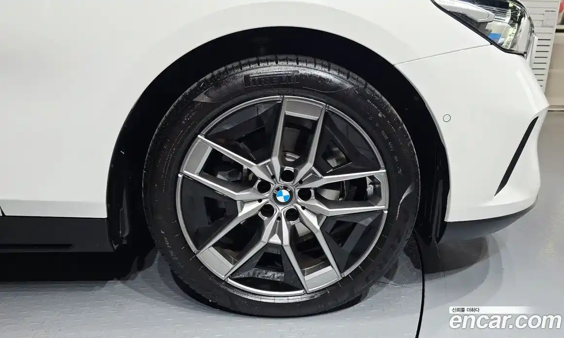 BMW 5-Series 2025 2.0 гидро в Москве, фото 7