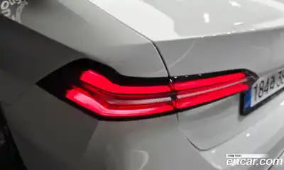BMW 5-Series 2025 2.0 гидро в Москве, миниатюра 9