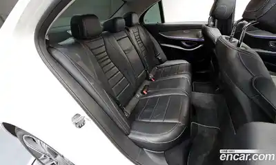 Mercedes-Benz E-Class 2019 2.0 гидро в Москве № 2129970, миниатюра 11