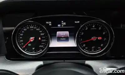 Mercedes-Benz E-Class 2019 2.0 гидро в Москве № 2129970, миниатюра 8