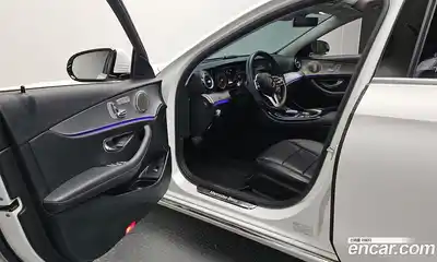 Mercedes-Benz E-Class 2019 2.0 гидро в Москве № 2129970, миниатюра 10