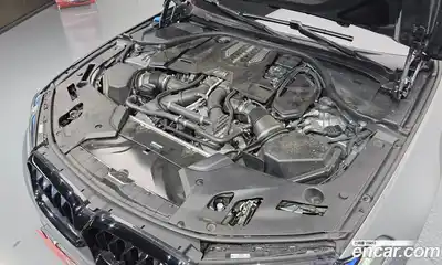 BMW M5 2023 4.4 гидро в Москве № 2130037, миниатюра 6