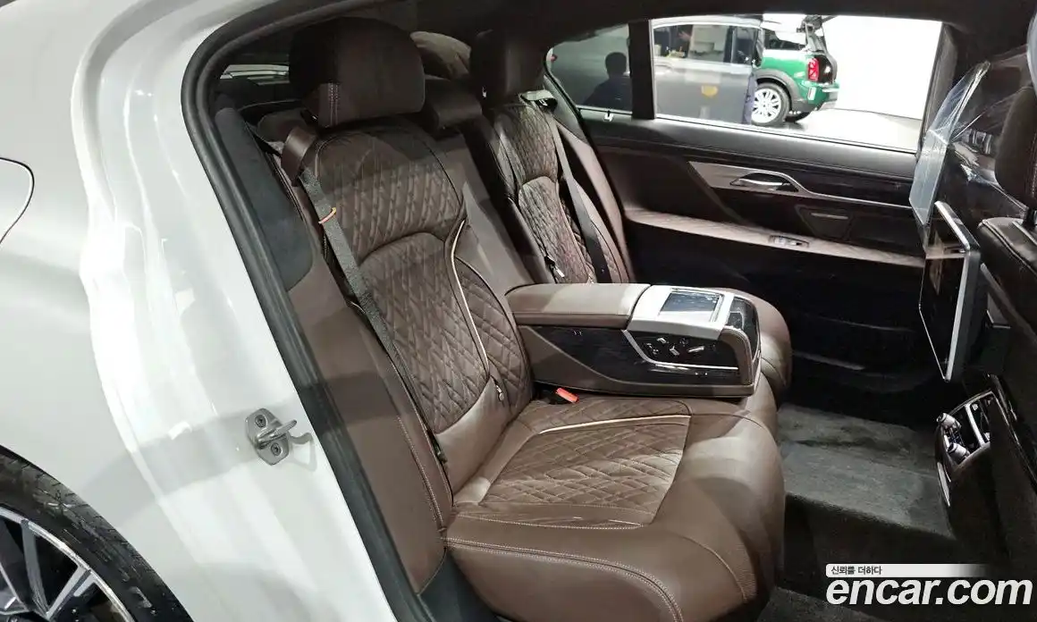 BMW 7-Series 2020 3.0 гидро в Москве, фото 17