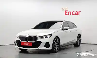 BMW 5-Series, 2024