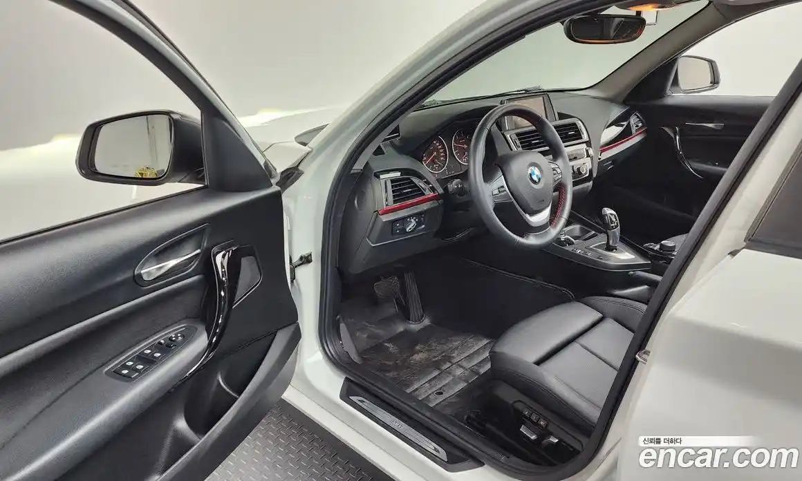 BMW 1-Series 2017 2.0 гидро в Москве, фото 12