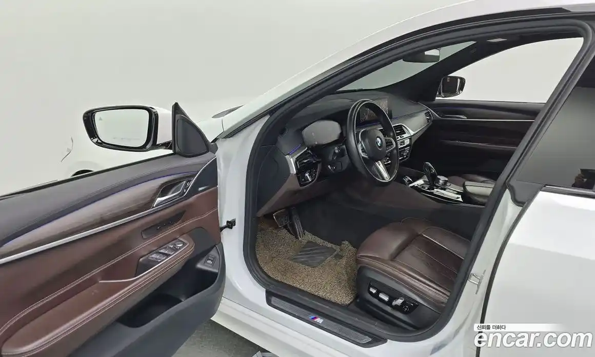 BMW 6-Series 2020 3.0 гидро в Москве, фото 13