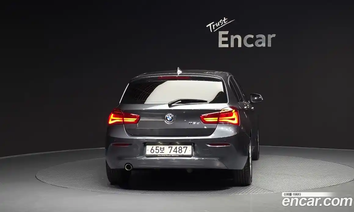 BMW 1-Series 2018 2.0 гидро в Москве, фото 4