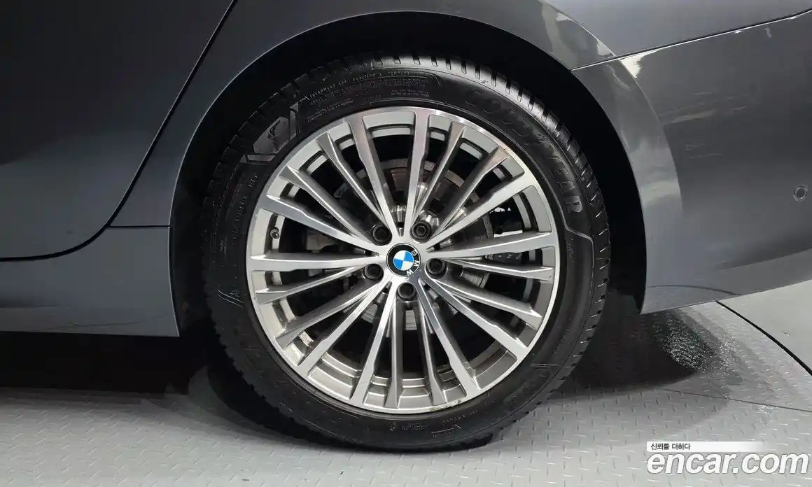 BMW 3-Series 2022 2.0 гидро в Москве, фото 5