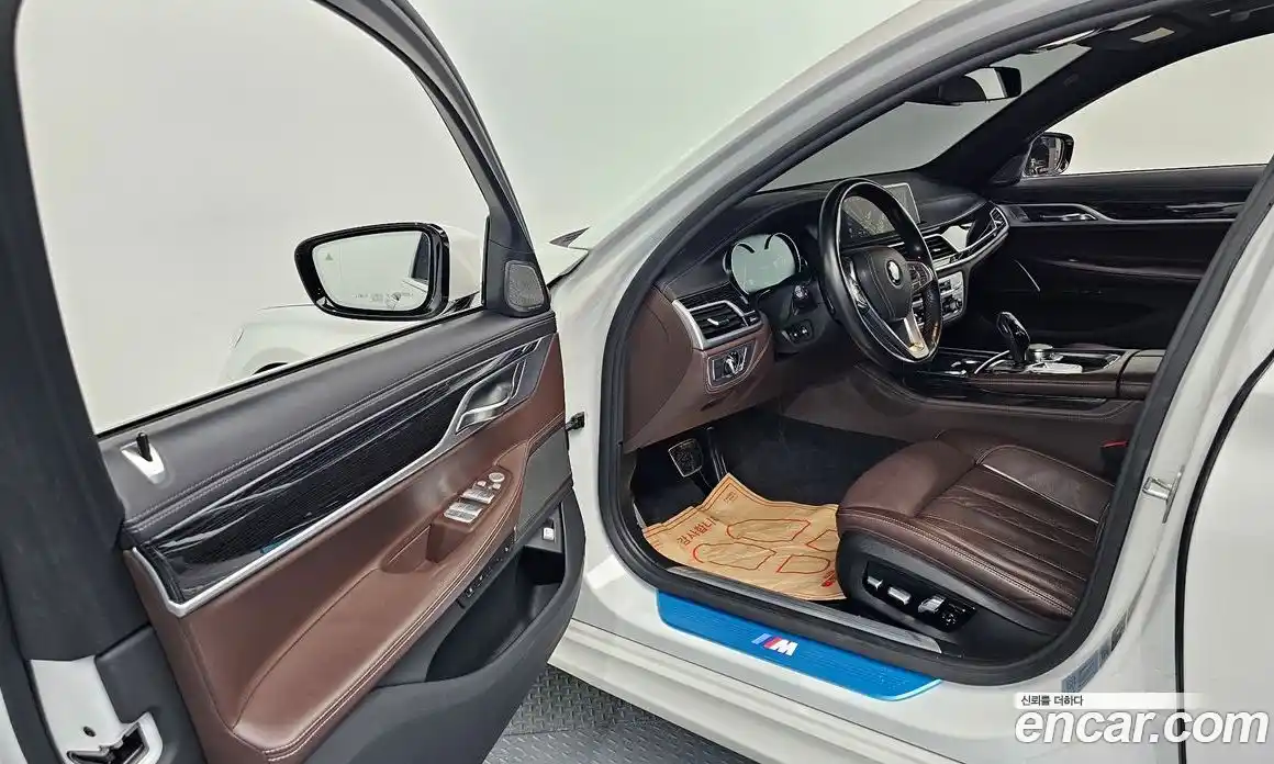 BMW 7-Series 2018 3.0 гидро в Москве, фото 13